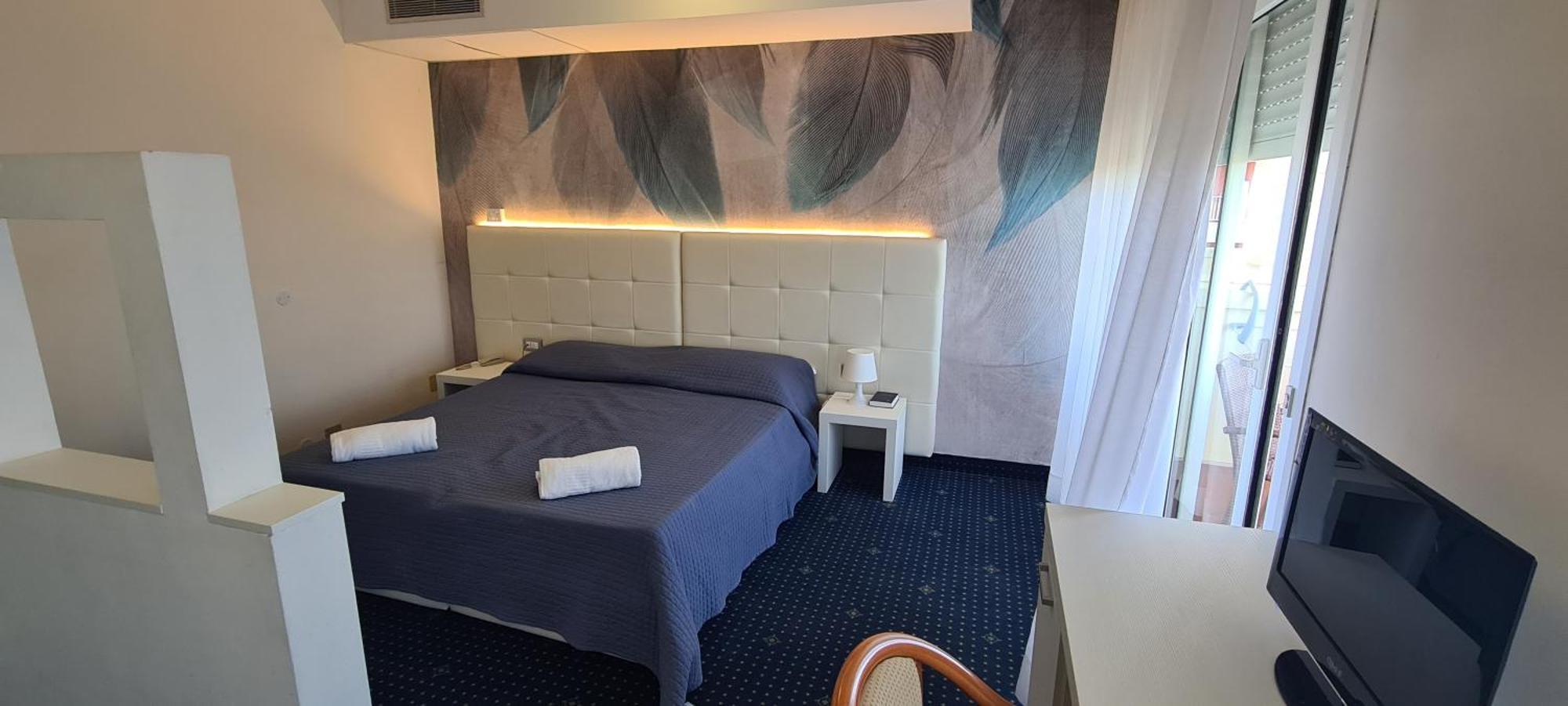 Hotel Eros